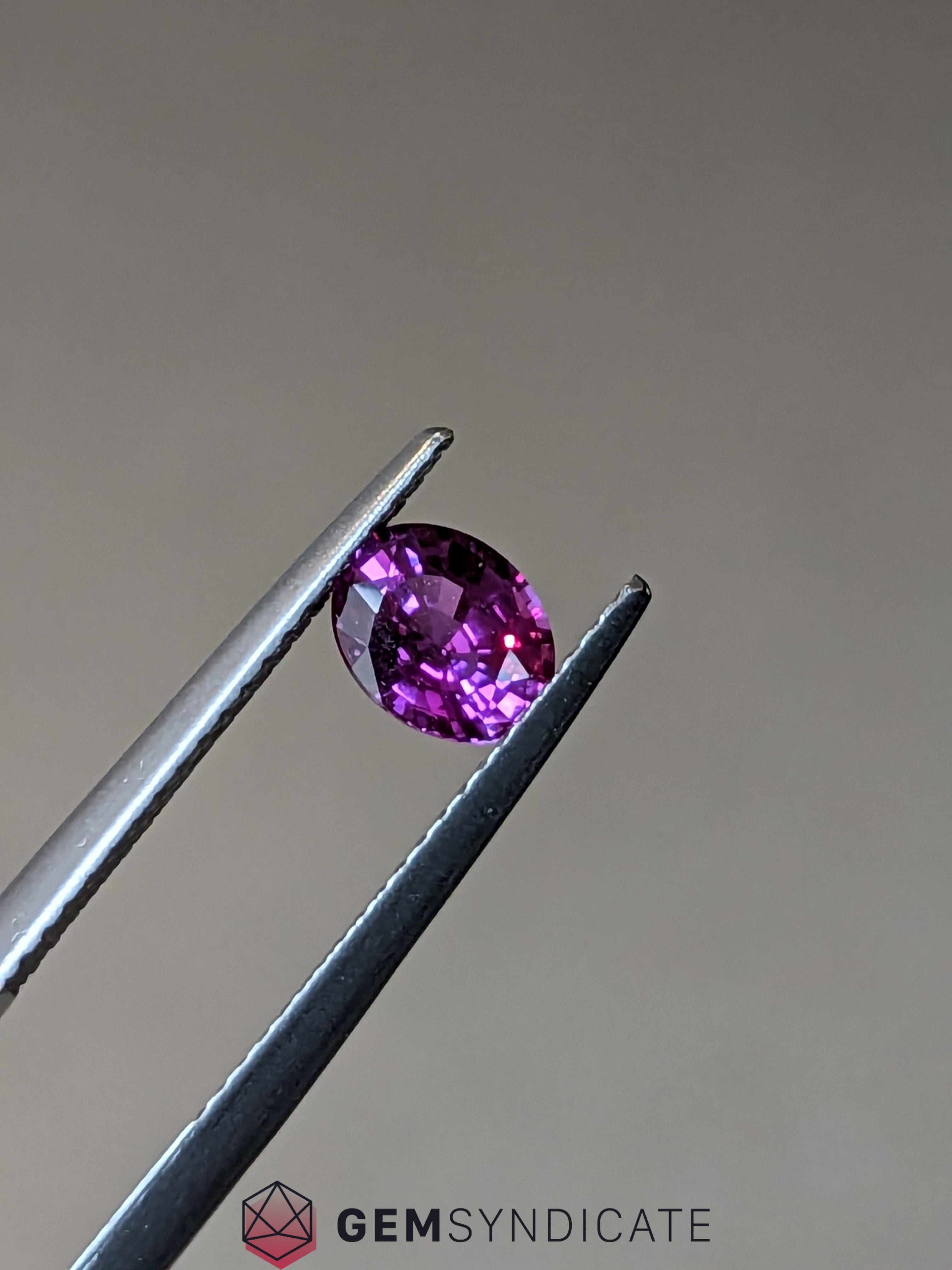 Precious Oval Purple Sapphire 0.85ct
