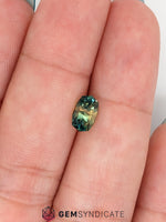 Load image into Gallery viewer, Eye-Catching Geometric Parti Sapphire 1.35ct
