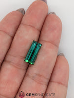 Load image into Gallery viewer, Elegant Rectangle Green Tourmaline 4.83ct
