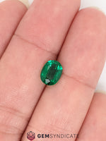 Load image into Gallery viewer, Enchanting Oval Green Emerald 1.38ct
