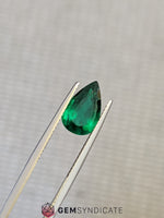 Load image into Gallery viewer, Prodigious Pear Shape Green Emerald 2.05ct
