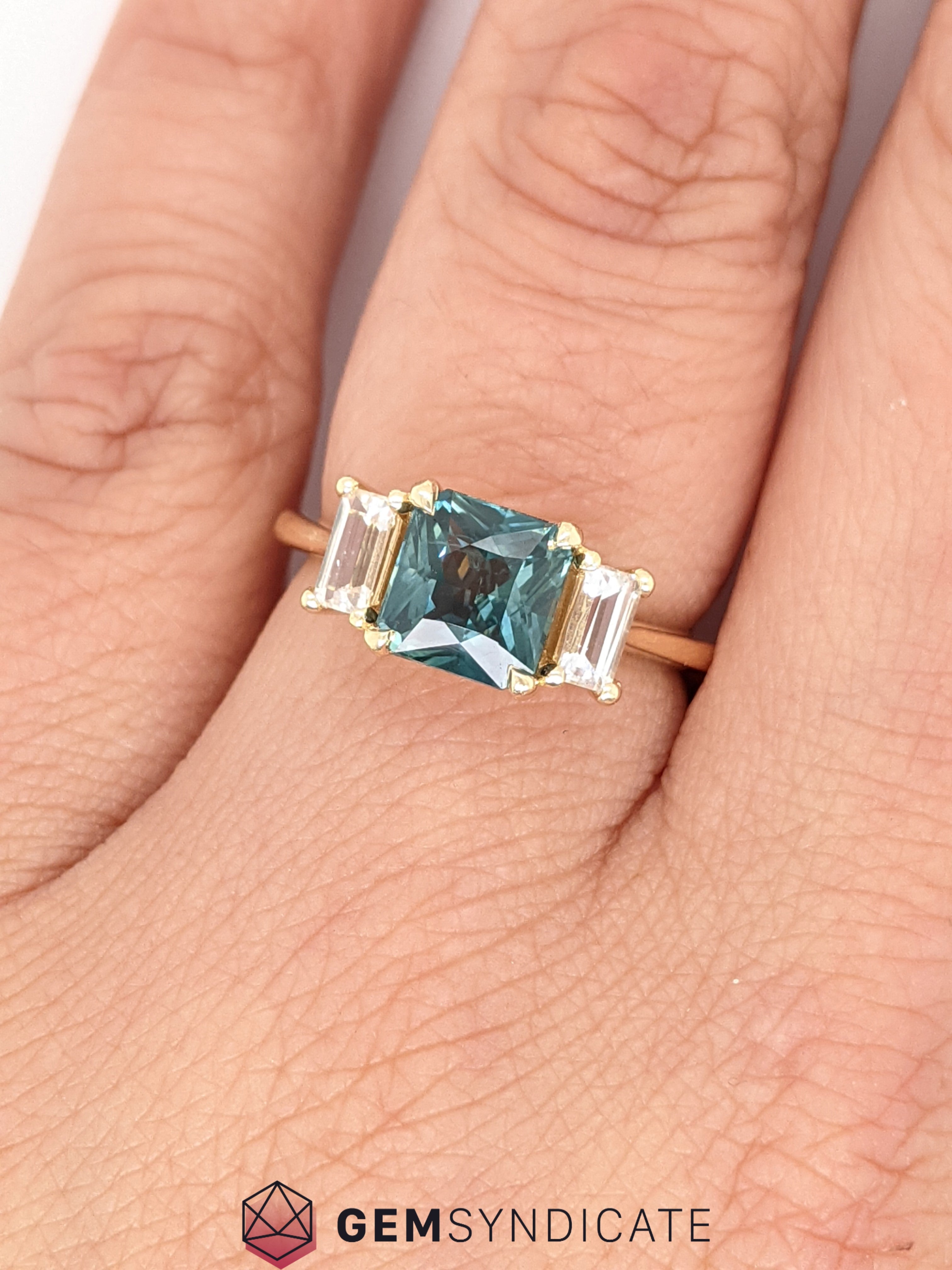 Alluring Teal Sapphire Ring in 14k Yellow Gold