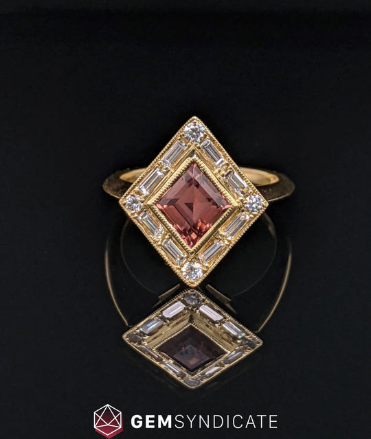 Elegant Orange Sapphire & Diamond Engagement Ring in 18k Yellow Gold