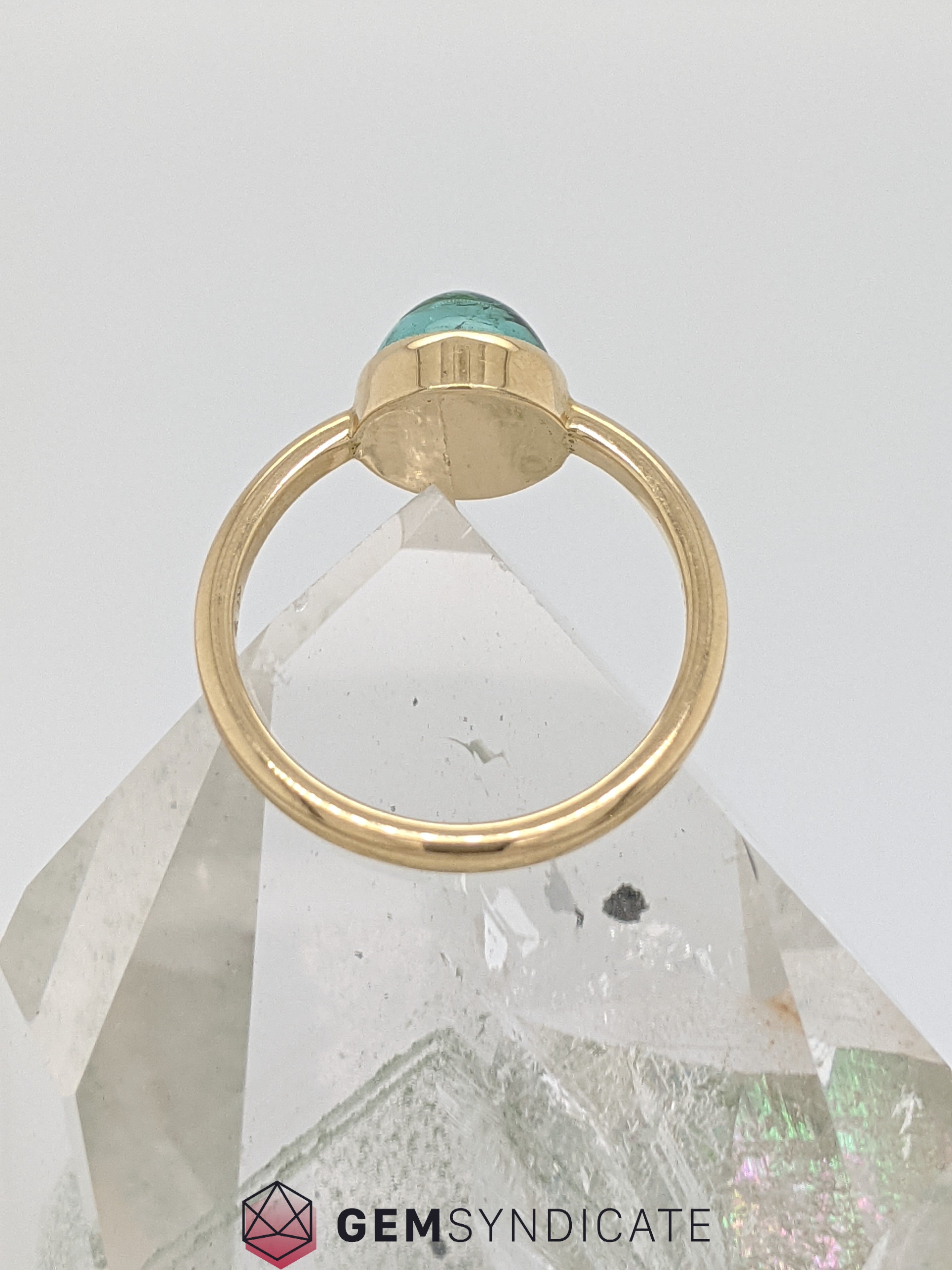 Sophisticated Green Tourmaline Ring in 14k Yellow Gold
