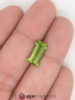 Load image into Gallery viewer, Lovely Rectangle Green Peridot 2.84ct
