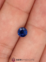 Load image into Gallery viewer, Sensational Round Blue Sapphire 0.99ct
