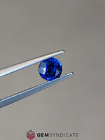 Load image into Gallery viewer, Divine Round Blue Sapphire 0.95ct
