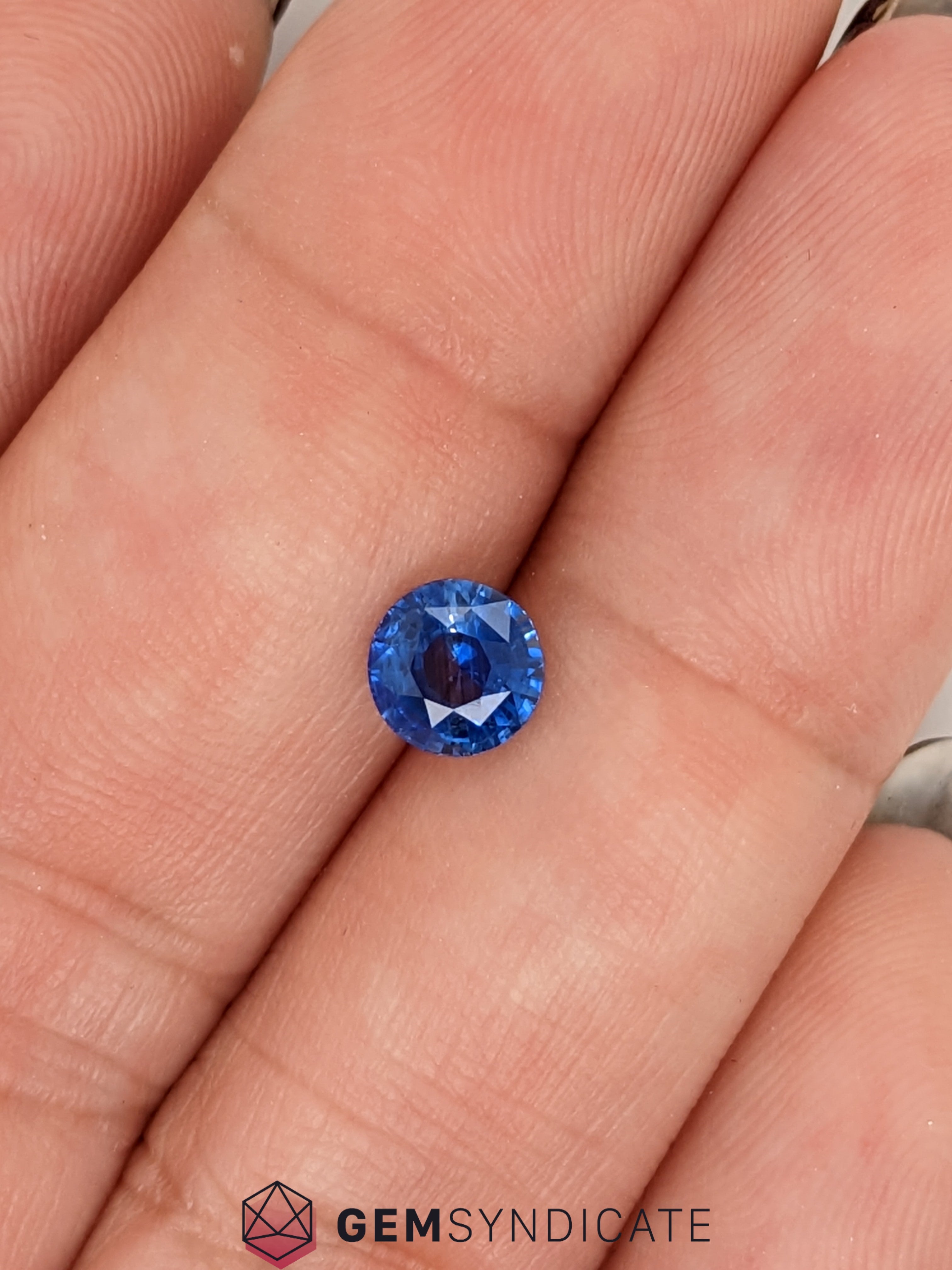 Fascinating Round Blue Sapphire 1.14ct