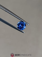 Load image into Gallery viewer, Elegant Round Blue Sapphire 1.04ct
