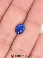 Load image into Gallery viewer, Astonishing Oval Blue Sapphire 2.25ct

