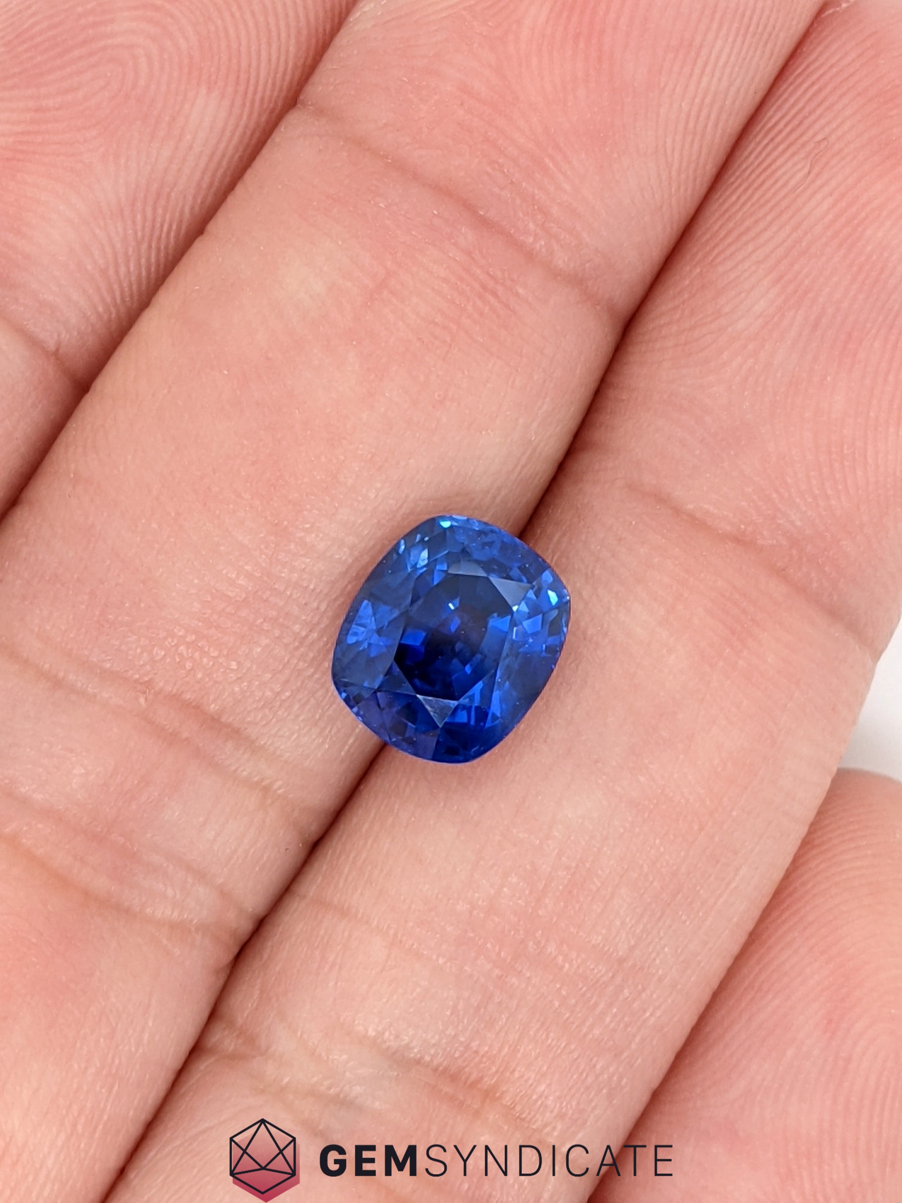 Alluring Cushion Blue Sapphire 3.17ct