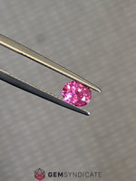 Load image into Gallery viewer, Exquisite Oval Pink Sapphire 0.89ct
