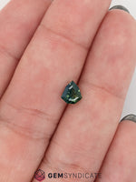 Load image into Gallery viewer, Beautiful Fancy Shape Teal Sapphire 1.05ct
