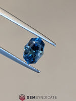 Load image into Gallery viewer, Beautiful Fancy Shape Teal Sapphire 1.34ct
