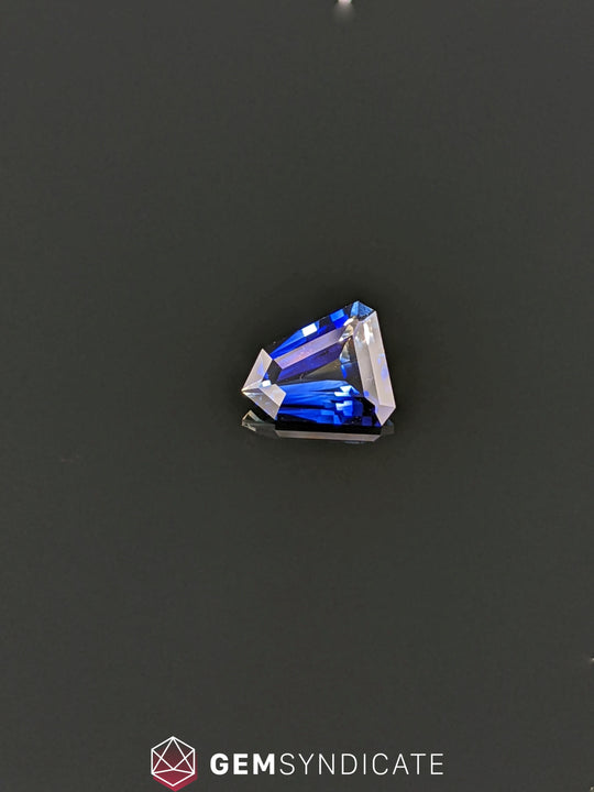 Powerful Fancy Shape Bi-Color Sapphire 1.92ct